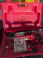 Big Red 4 Ton / Hydralic Ram Body Frame Repair / Plastic Case