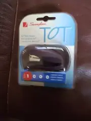 Swingline Tot Mini Stapler w/ 1000 Staples. NEW. Factory Sealed. Free Shipping.