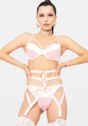 No Sleep Tonight Garter Set