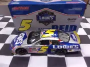 Boston Reid #5 Lowe's / *AUTOGRAPHED* 2005 1:24 Monte Carlo Car Action NASCAR
