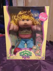 2006 Classic Cabbage Patch Kids Doll LUCIA LEILA New In Box
