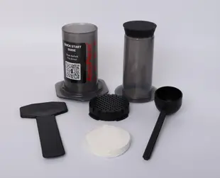 美國 Aeropress Original 愛樂壓 經典版 Coffee Maker 贈100張濾紙（新版）