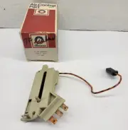NOS 1973 1975 Chevrolet Impala Caprice Firebird AC Circuit Board 9340540