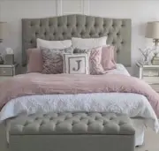 AUSTRALIAN MADE KING SIZE DIAMOND BUTTONED UPHOLSTERED BEDHEAD, HEADBOARD