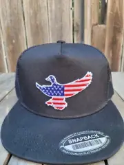 FLYING DUCK AMERICAN FLAG HAT