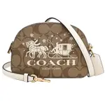 COACH MINI SERENA 經典C LOGO馬車印花拉鍊斜背包(駝/白)