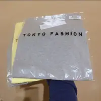 在飛比找蝦皮購物優惠-全新東京著衣 素面羅紋V領 短袖 T恤