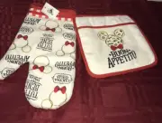 Disney Epcot Italy World Showcase Buon Appetito Oven Mitt & Potholder Set NEW