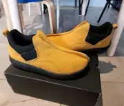 Reebok Beatnik Moc 10 Black Yellow Gold Instapump Fury Pump slide boot