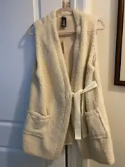 Anthropologie Womens Sherpa Vest Akemi + Kin One Size Fits All