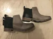 New Sorel Emelie Quarry Gray Black Leather Ankle Boots Booties Women 9.5 NIB