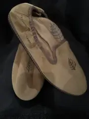 BN Four Seasons Private Jet Experience Velvet Slippers By Vivi Friulane + Socks