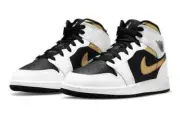 Air Jordan 1 Mid (GS) 554725 190 White/Multi-Color-Black New Size 5.5Y