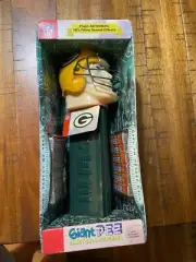 NFL Giant Green Bay Packers 12" PEZ Full Pack 12 Candy