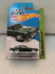Hot Wheels Aston Martin 1963 DB5 1:64 Scale Die Cast 2013 BDD14