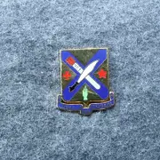 Military Hat Pin: ARMY CREST: SECOND INFANTRY REGIMENT [2"]