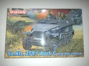 Dragon 1/35 WWII German Sd.Kfz.251/1 Ausf. C Rivetted Version 6246