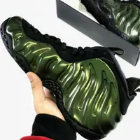 在飛比找蝦皮購物優惠-Nike Air Foamposite Por“液態變色龍綠