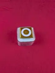 NEW Apple Green iPod Shuffle 4th Generation 2GB MC750LL/A Mint