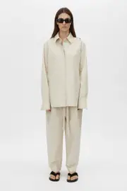 Gill Cotton Crop Pant in Stone - CAMILLA AND MARC® C&M