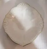 Lenox ivory porcelain & gold trim chadwick small dish 6.5 inch - preowned
