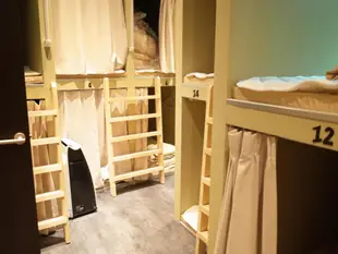 東上野bnb+膠囊飯店 - 混合宿舍Higashiueno bnbplus Capsule hotel Mix dormitory