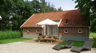 Lovely Holiday Home in Haaksbergen with Terrace Garden BBQ