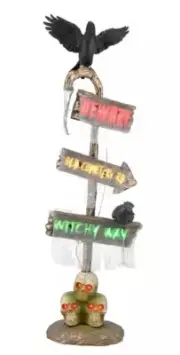 Halloween SOUNDS AND LIGHTS SKULLS RAVEN Light Lamp Post Directional Signs 5’
