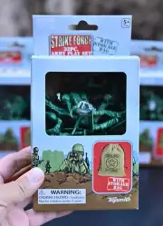 ToySmith Strike Force No: 7803 Plastic Toy Soldiers 32 Piece Army Play Set