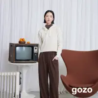 在飛比找momo購物網優惠-【gozo】柔軟針織短版連帽毛衣(兩色)