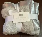 NWT Mud Pie gray chenille plush baby blanket with satin trim