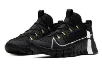 在飛比找Yahoo!奇摩拍賣優惠-NIKE FREE METCON 3 BLACK 鋸齒 黑白