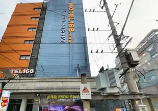 莫泰168(崇明八一路步行街店)Motel 168 (Chongming Bayi Road Pedestrian Street)