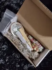 Smudging Kit sacred ritual kit abalone shell Palo Santo selenite stick sage