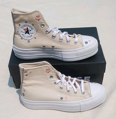 Converse Women Chuck Taylor All Star Lift Platform Sz 7.5 Petite Petals Flower