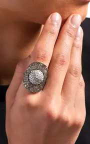 [VRAM] 8K Yellow Gold And Sterling Silver Diamond Ring