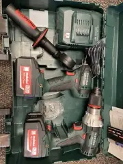 Metabo US685127520 18V 1/4 Impact Driver and Hammer Drill Combo Kit