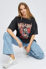 Black Graphic Tee Short Sleeve Round Neck - Size XXS, Women's Graphic Tee