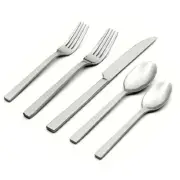 Oneida Chefs Table Hammered 45 Pc Set