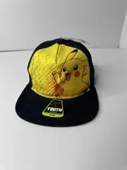 Pokemon 2015 SnapBack Flatbill Picachu YOUTH OSFM Hat EUC stocking stuffer boys