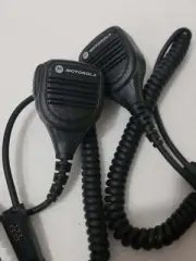 2 × MOTOROLA PMMN4021 SHOULDER SPEAKER MIC REMOTE SPEAKER MICROPHONE