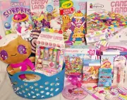 NEW CANDY LAND TOY GIFT BASKET CANDYLAND MAKE UP TOYS PLAY SET GIFT SET