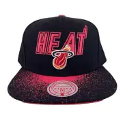 Mitchell & Ness Miami Heat NBA Spray Paint Splatter Black/Pink UV Snapback Hat