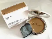 it Cosmetics Celebration Foundation Illumination Hydrating Powder RICH 9 g New