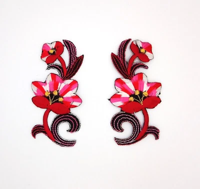 1 pair of Bright Red Flower Embroidered Iron on Patch Applique - Motif Venise