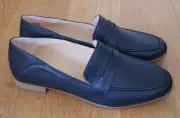 Clarks Pure Iris Black Leather Flat Slip-on Loafers. Size 8D. BNIB!