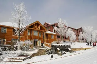 西嶺雪山斯堪的納度假酒店Scandina Resort Hotel