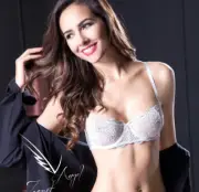 36B - NWT 2 pcs White Embroidered Lace Soft Cup Bras