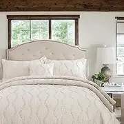 DaDa Bedding Bohemian Hourglass Bedspread - Ivory White Ruffles Elegant Quilted Coverlet Set - Queen - 3-Pieces