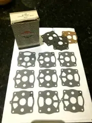 Briggs & Stratton Gasket Int Mfg # 27828-(8840)-New Stock (12) Carbon-Rare